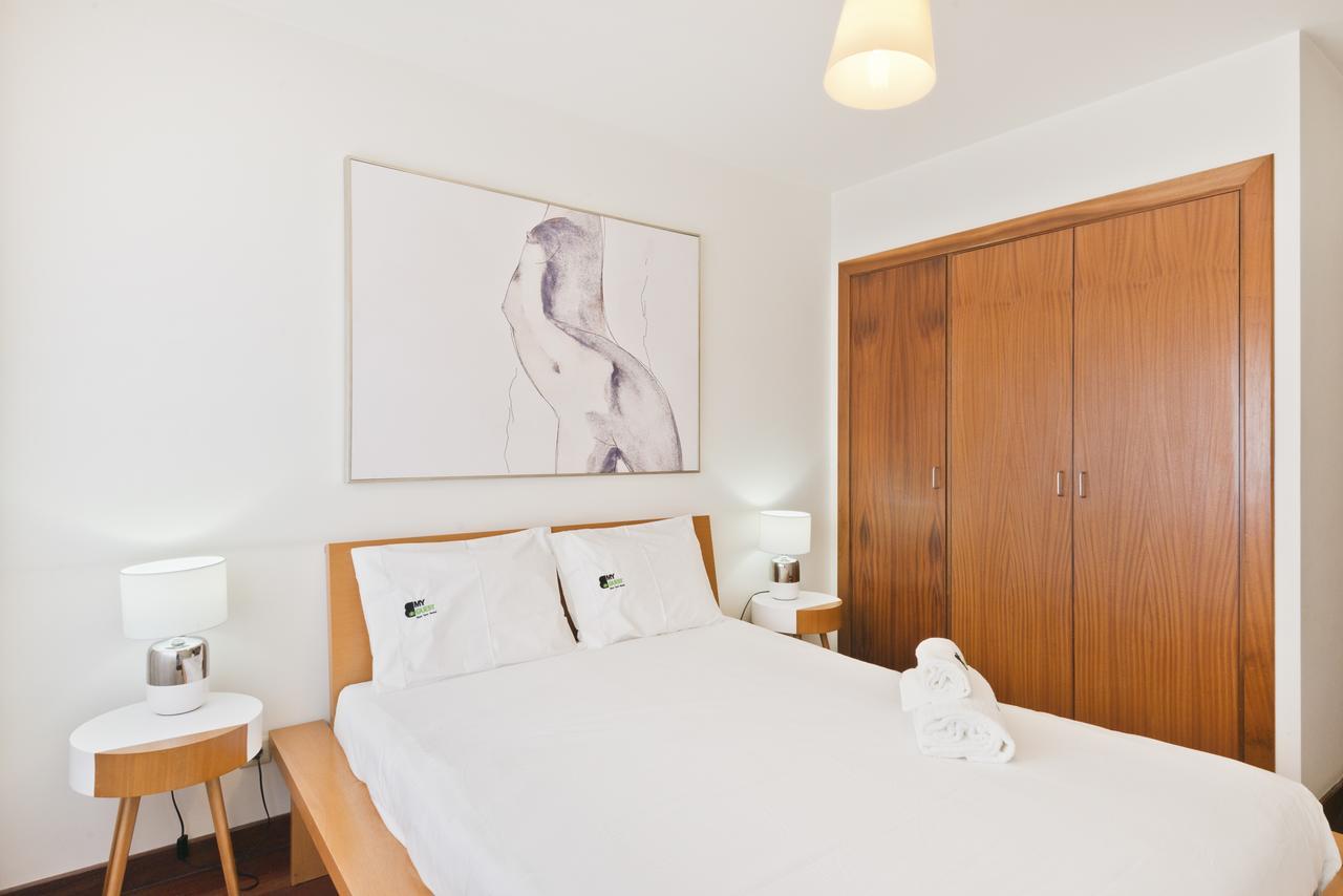 BmyGuest - Central Garage Apartment Lisboa Extérieur photo